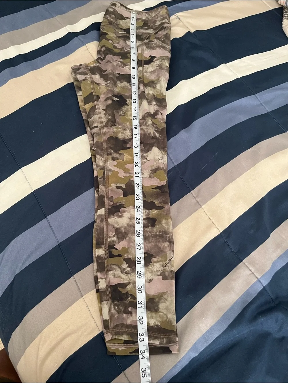 🍋🦄LIKE NEW Lululemon Heritage Camo Wash Juniper Green Power Thru HR Tight - Sz 8
